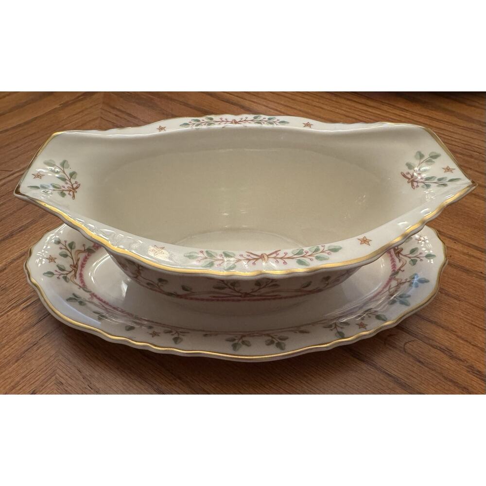 Vintage Gravy Boat Federal Shape Syracuse China Made In America Glossy W/Floral